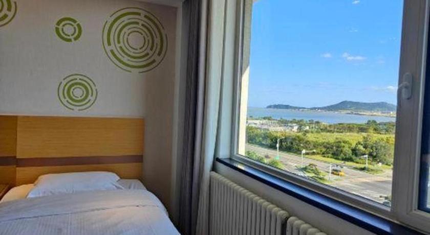 Greentree Inn Weihai Rongcheng Haoyunjiao Tourist Resort 外观 照片